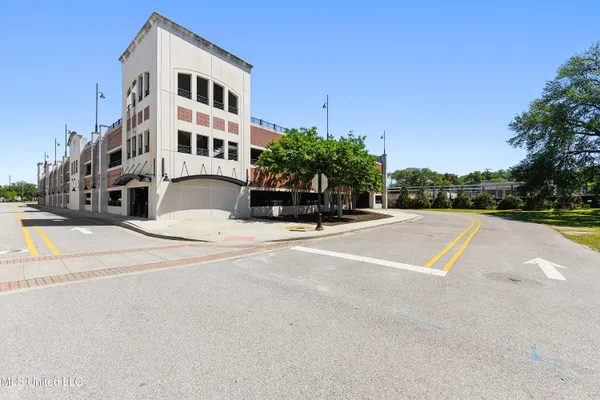 $347,999 | 3012 Dock Street, Pascagoula, MS 39567