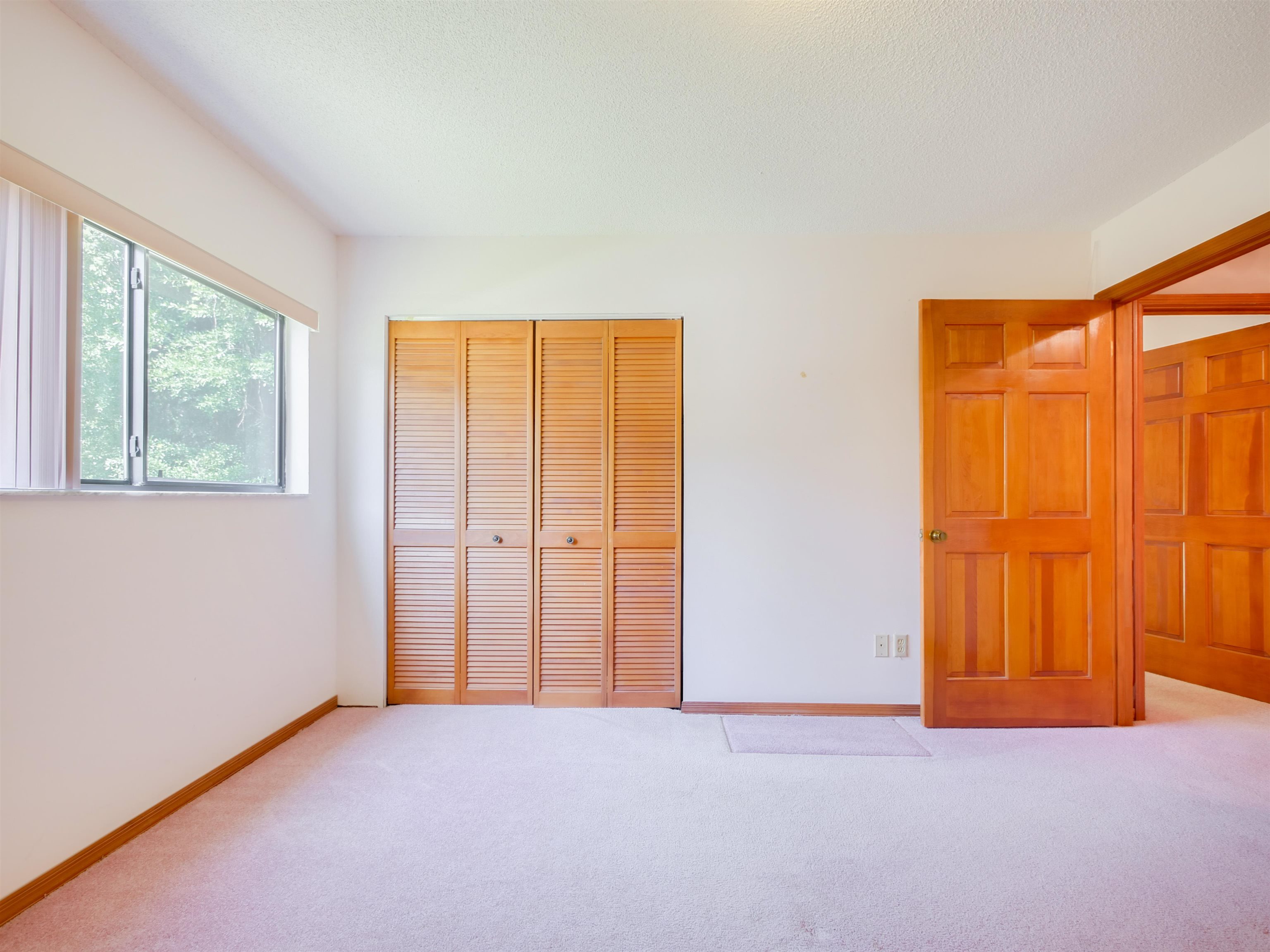3241 Turtle Creek Road St. Augustine, FL 32086 - Photo 28 of 42 an empty room with window