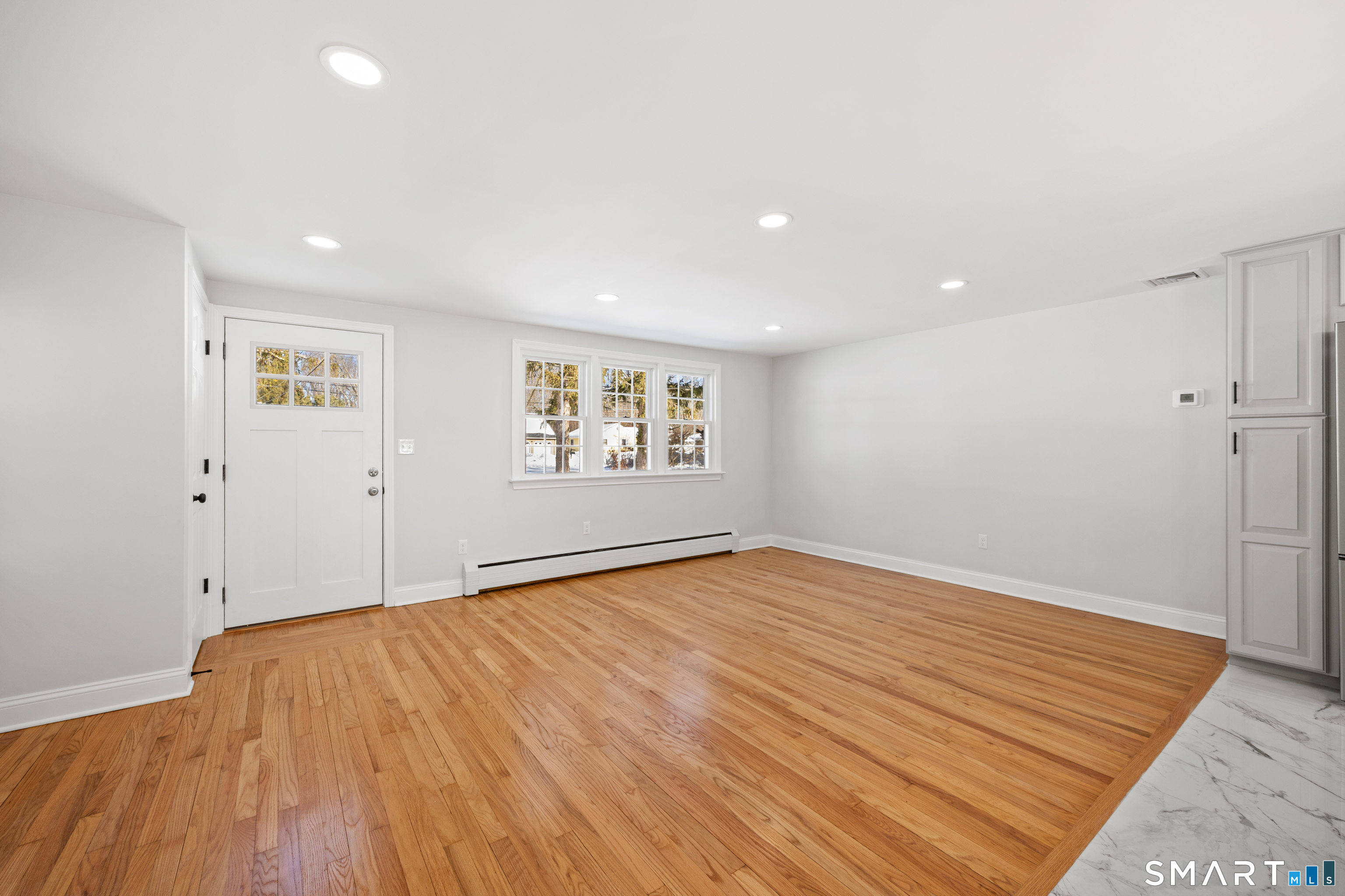 70 Scrub Oak Road North Haven, CT 06473 - Photo 3 of 40