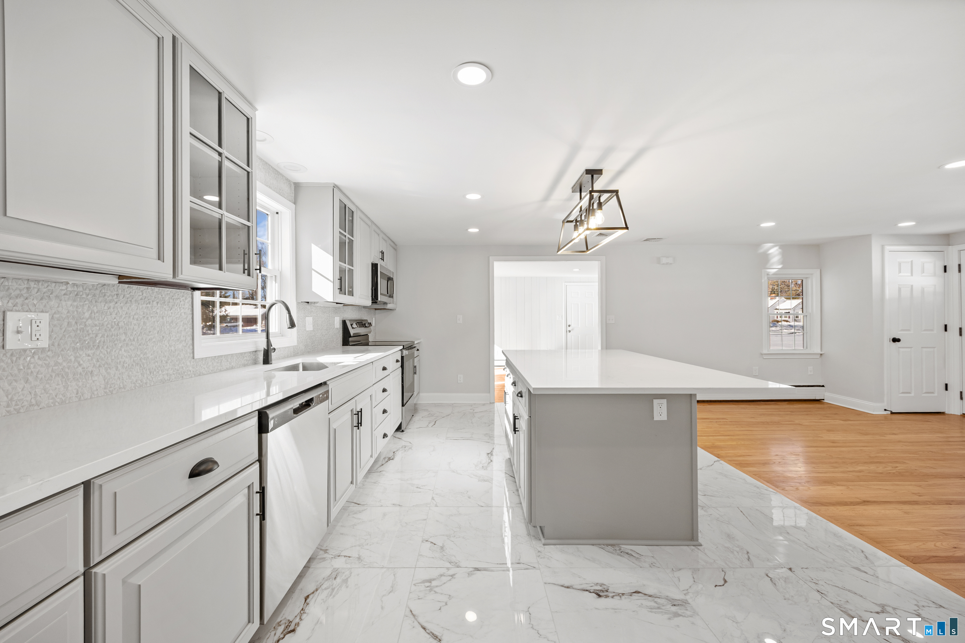 70 Scrub Oak Road North Haven, CT 06473 - Photo 7 of 40