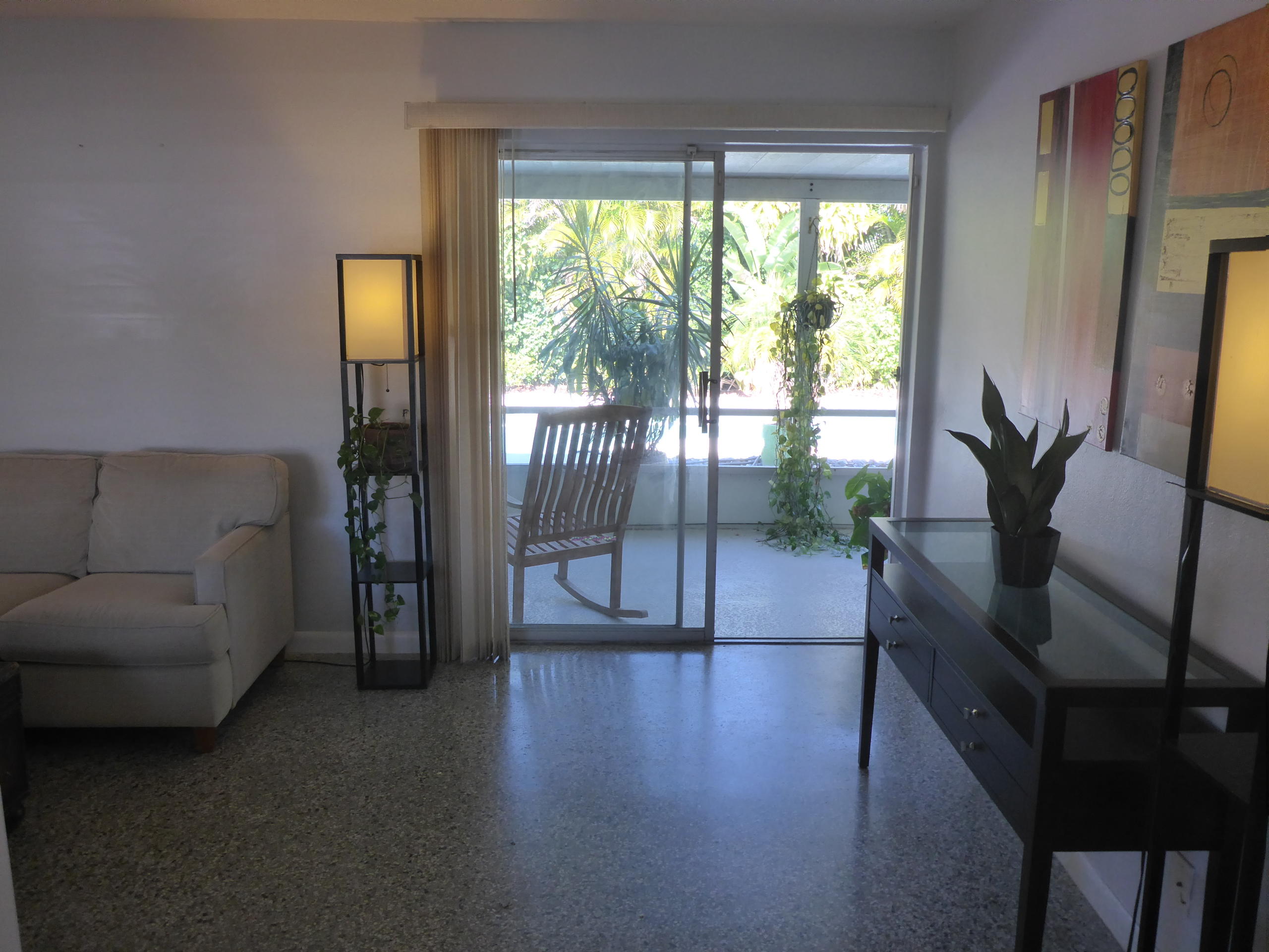 816 Cinnamon Road North Palm Beach, FL 33408 - Photo 4 of 25 P1020545
