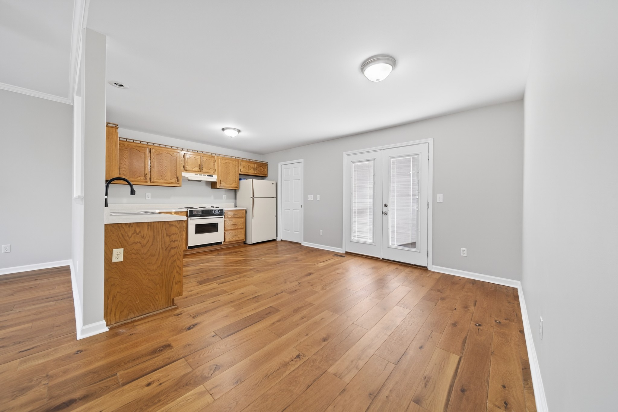 2906 Curtiswood Lane East Springfield, TN 37172 - Photo 13 of 57