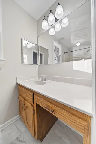 $1,995 | 2906 Curtiswood Lane East, Springfield, TN 37172