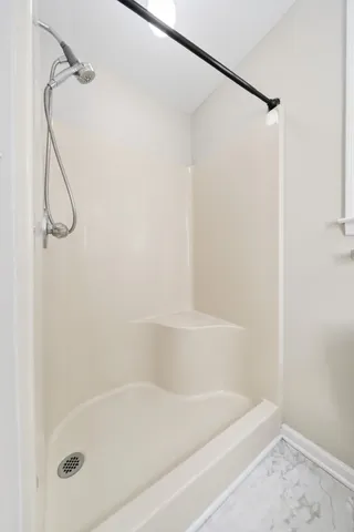 $1,995 | 2906 Curtiswood Lane East, Springfield, TN 37172