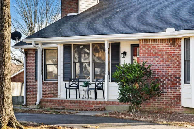 $1,995 | 2906 Curtiswood Lane East, Springfield, TN 37172
