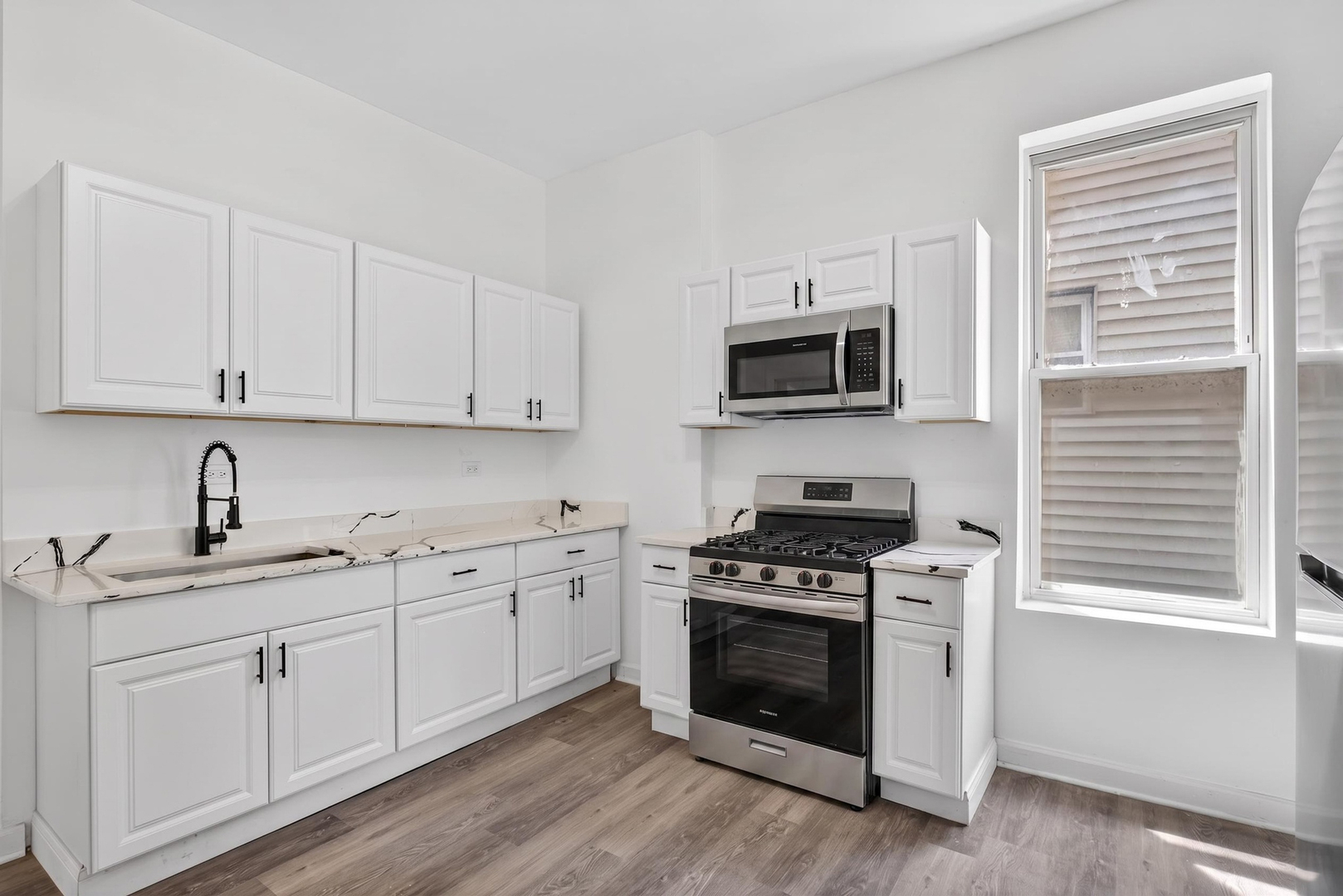 6018 South Sangamon Street Chicago, IL 60621 - Photo 14 of 41