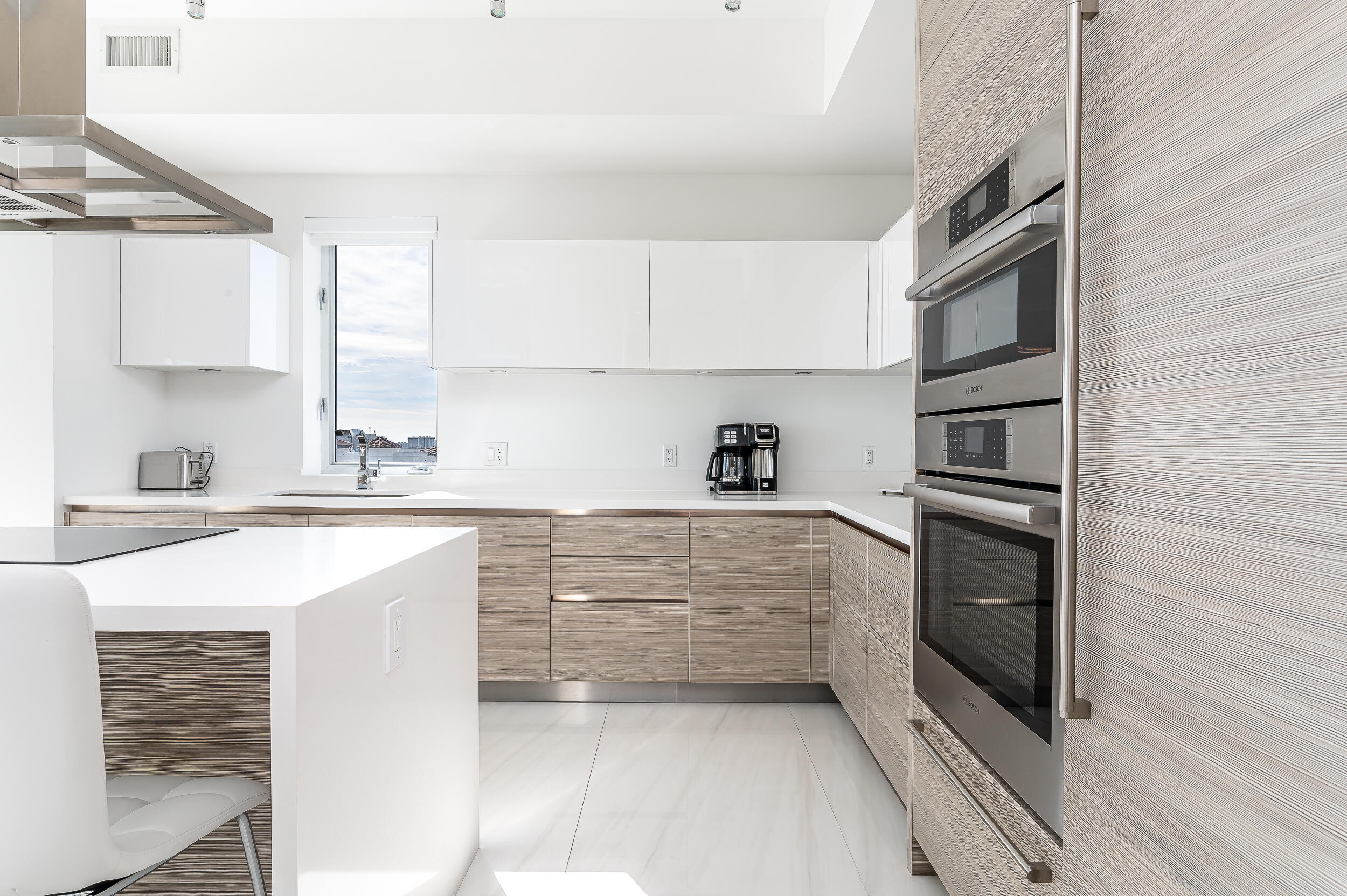 155 East Boca Raton Road, Unit 1103 Boca Raton, FL 33432 - Photo 7 of 57 photo-7