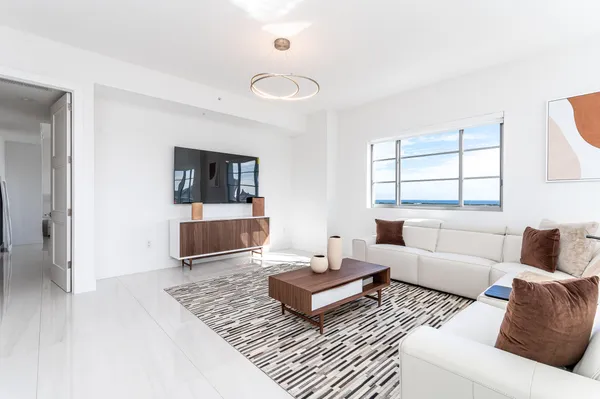 $20,000 | 155 East Boca Raton Road, Unit 1103, Boca Raton, FL 33432