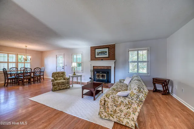 $585,000 | 1966 Kings Landing Road, Hampstead, NC 28443