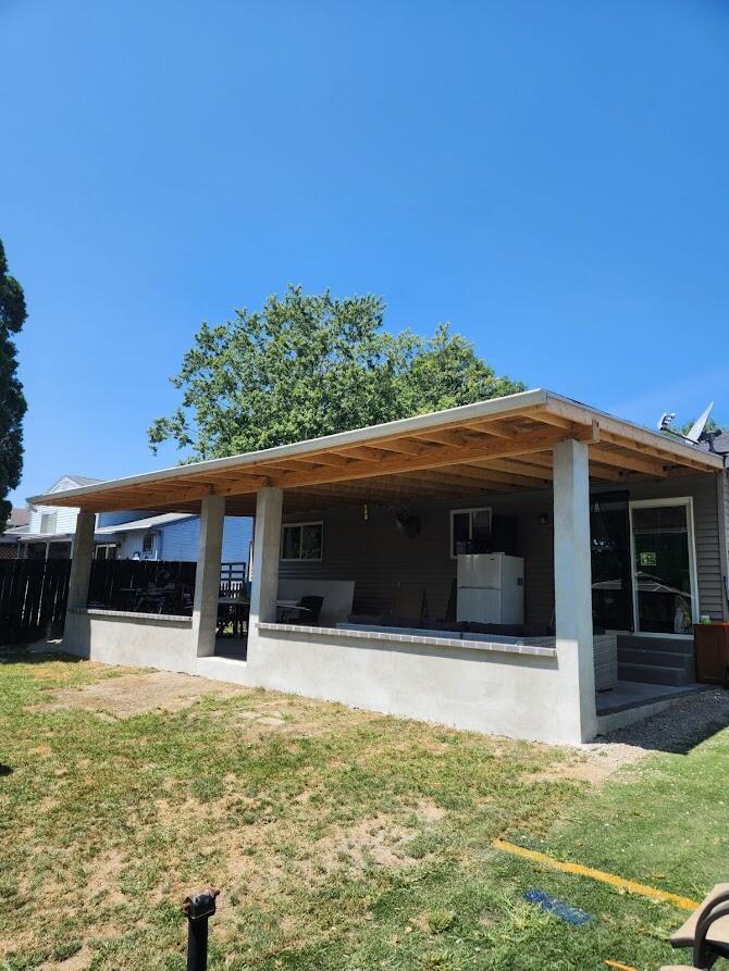 4504 Collingdale Road Columbus, OH 43231 - Photo 18 of 25 4504 new concrete patio