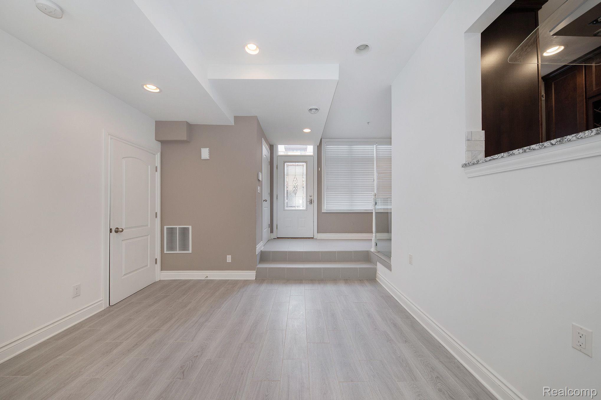 3148 John R Street, Unit 5 Detroit, MI 48201 - Photo 3 of 17 Gallery Image 3