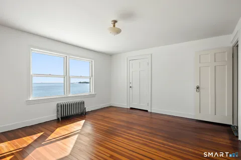 $6,750,000 | 27 Owenoke Park, Westport, CT 06880