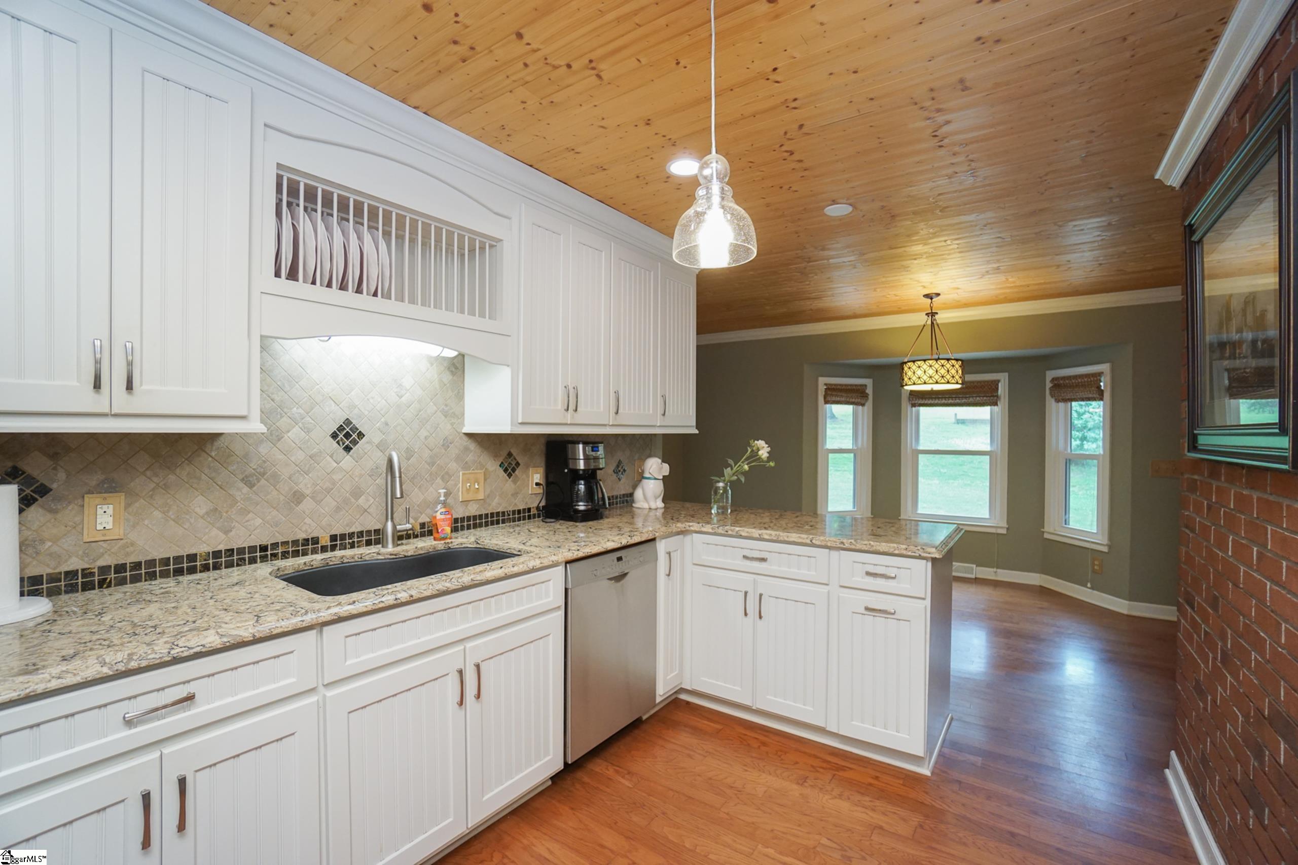 204 Colony Road Taylors, SC 29687 - Photo 13 of 32 Gallery Image 13
