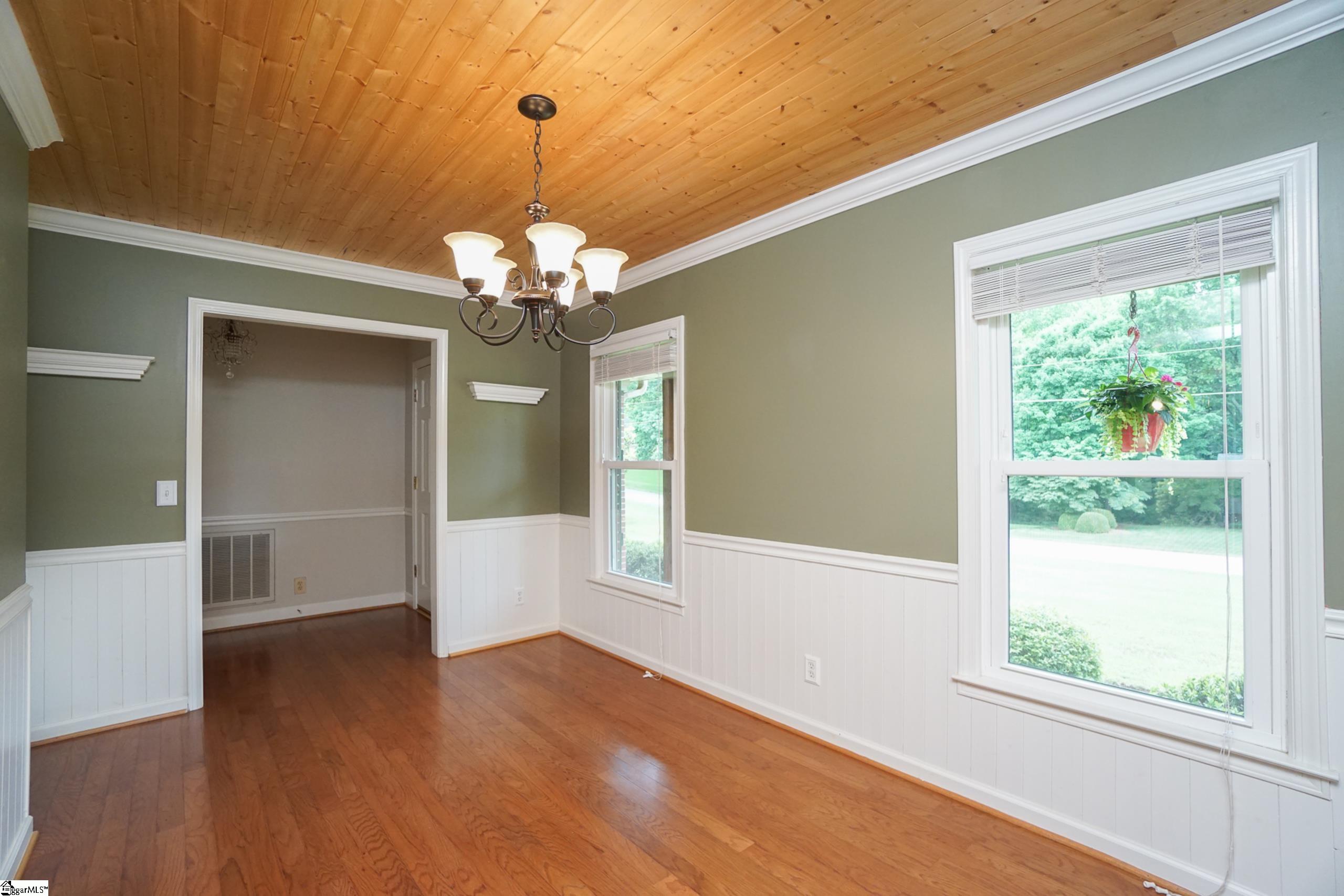 204 Colony Road Taylors, SC 29687 - Photo 17 of 32 Gallery Image 17