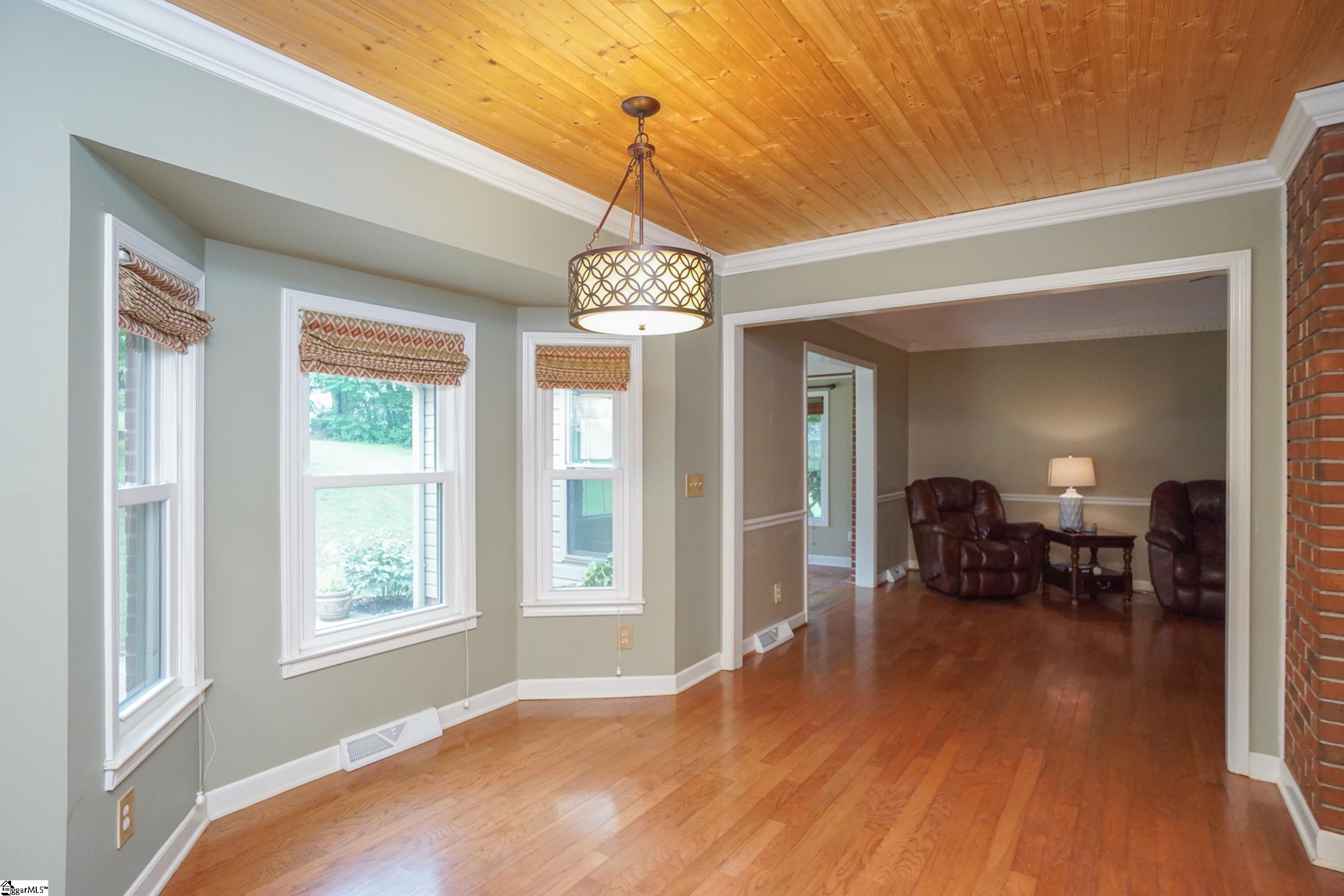 204 Colony Road Taylors, SC 29687 - Photo 9 of 32 Gallery Image 9