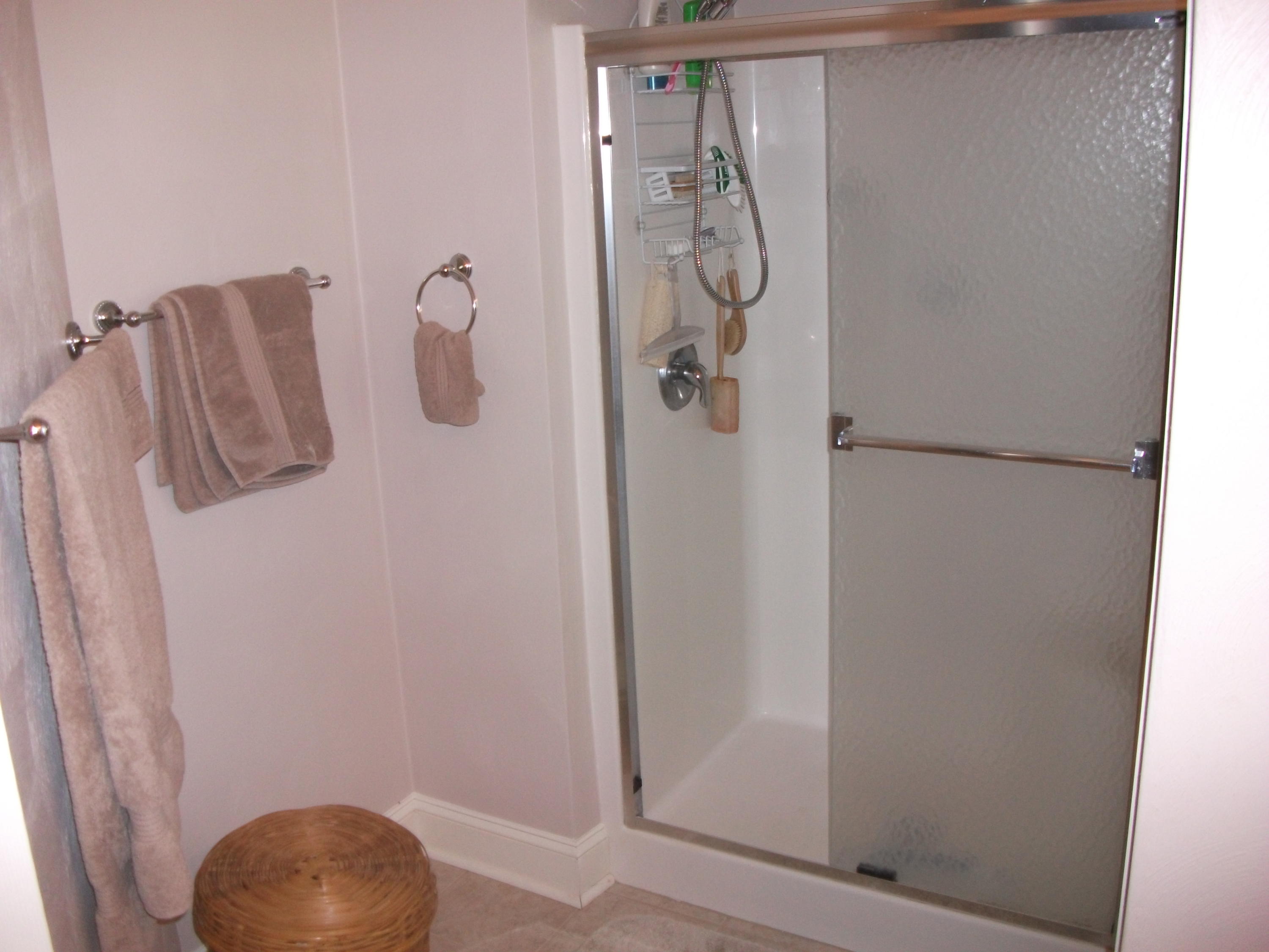 174 Stoney Mill Road Rocky Mount, VA 24151 - Photo 17 of 26 17 Master Bath