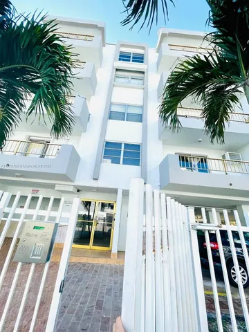 $2,590 | 1580 West Avenue, Unit 407, Miami Beach, FL 33139