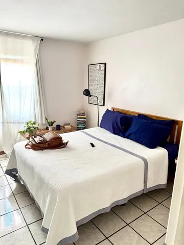 $2,590 | 1580 West Avenue, Unit 407, Miami Beach, FL 33139