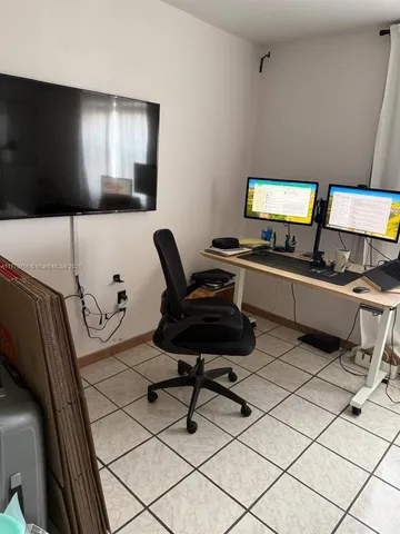 $2,590 | 1580 West Avenue, Unit 407, Miami Beach, FL 33139