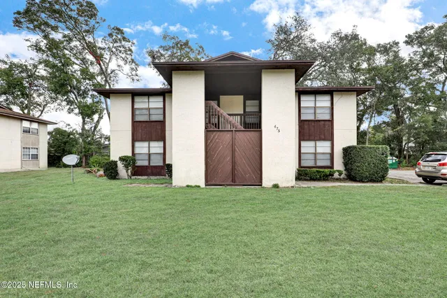 $1,000 | 475 Crabapple Court, Unit B, Orange Park, FL 32073