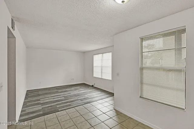 $1,000 | 475 Crabapple Court, Unit B, Orange Park, FL 32073