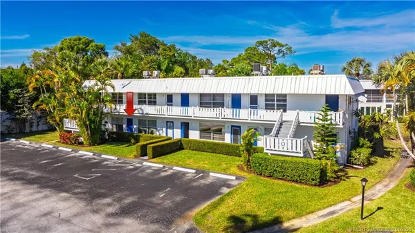 $133,000 | 2929 Southeast Ocean Boulevard, Unit O4, Stuart, FL 34996