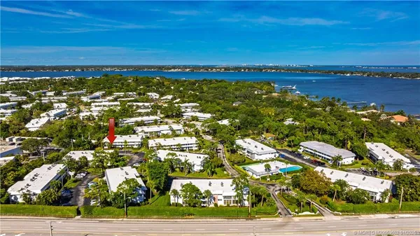 $133,000 | 2929 Southeast Ocean Boulevard, Unit O4, Stuart, FL 34996