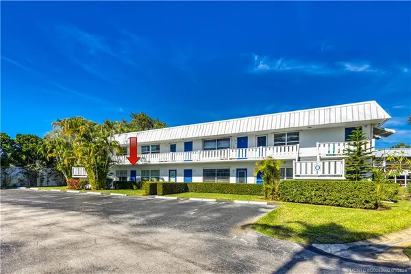 $133,000 | 2929 Southeast Ocean Boulevard, Unit O4, Stuart, FL 34996