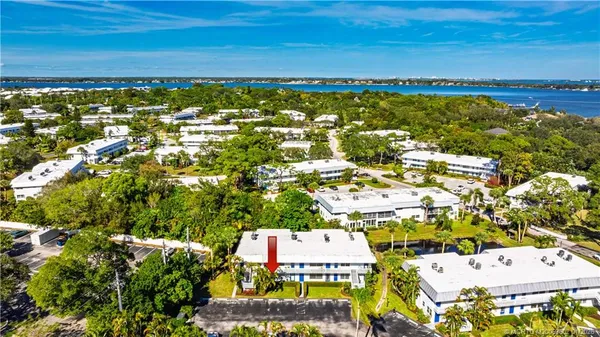 $133,000 | 2929 Southeast Ocean Boulevard, Unit O4, Stuart, FL 34996
