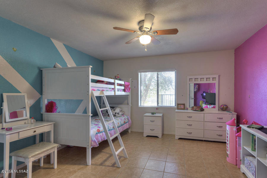 1088 Tia Court Rio Rico, AZ 85648 - Photo 12 of 25