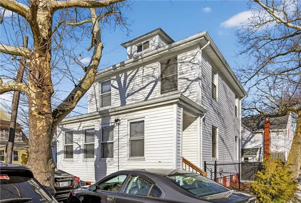 $375,000 | 273 Montgomery Avenue, Providence, RI 02905