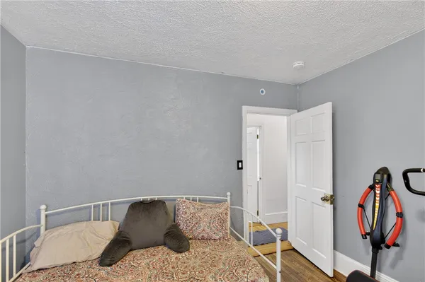 $375,000 | 273 Montgomery Avenue, Providence, RI 02905