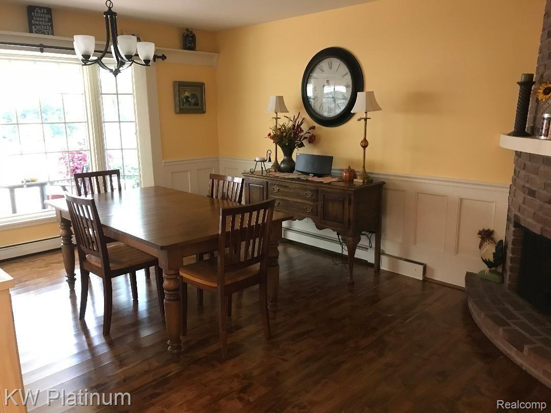 735 North Riverside Avenue St. Clair, MI 48079 - Photo 23 of 49 DINING ROOM.jpg