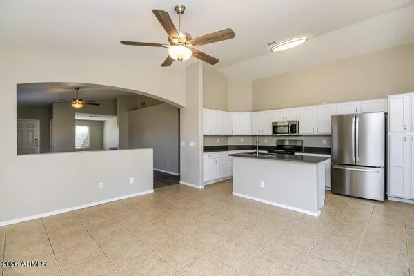 $2,585 | 8930 East Fountain Street, Mesa, AZ 85207