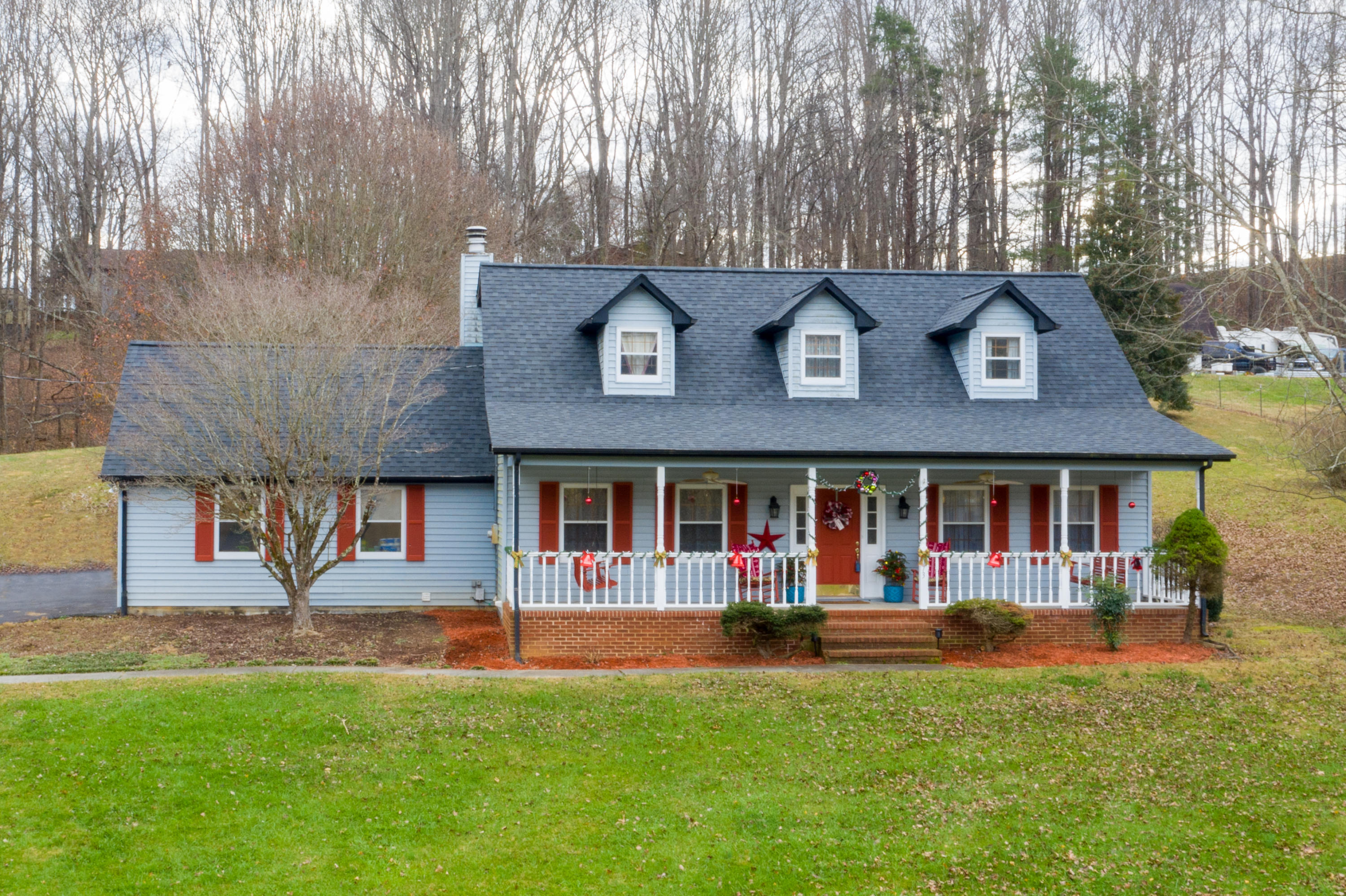 1073 Hidden Valley Road Kingsport, TN 37663 - Photo 1 of 42 1073 Hidden Valley Rd