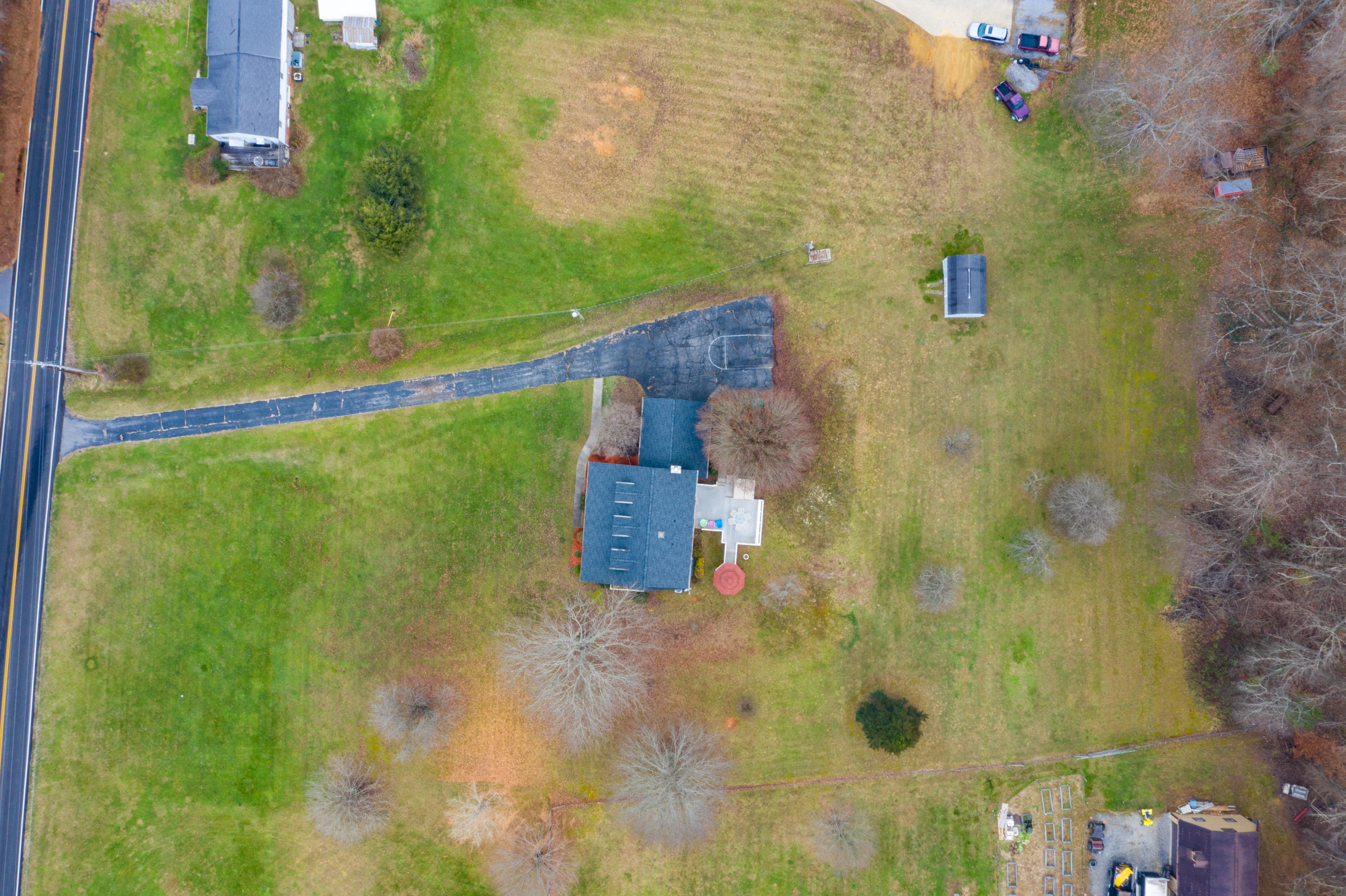 1073 Hidden Valley Road Kingsport, TN 37663 - Photo 41 of 42 Arial View