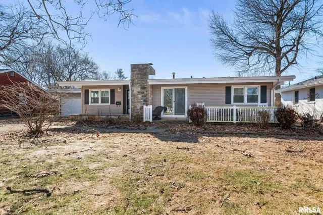 $217,900 | 2028 Parkview Drive, Springfield, IL 62704