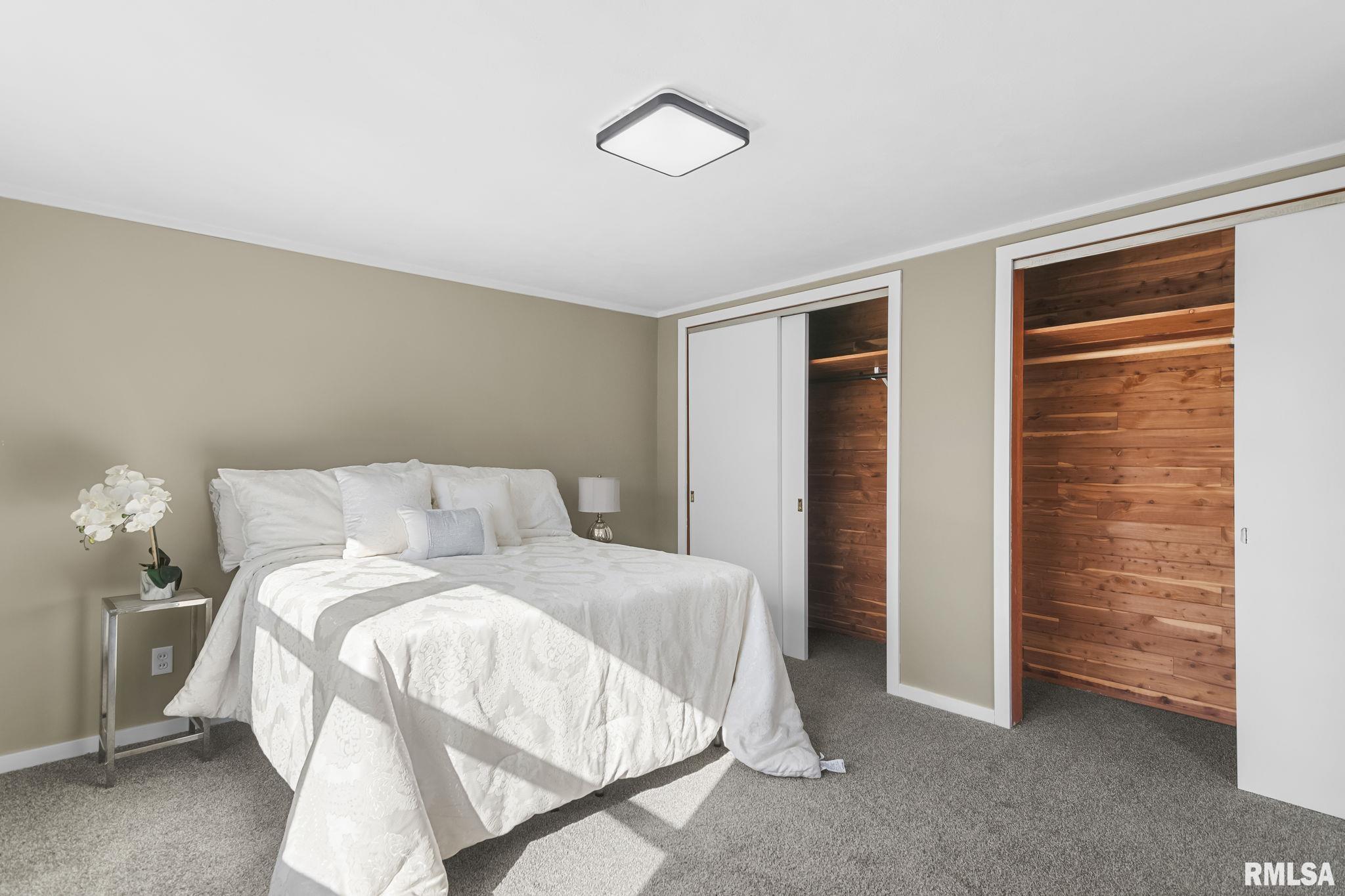 2028 Parkview Drive Springfield, IL 62704 - Photo 20 of 36