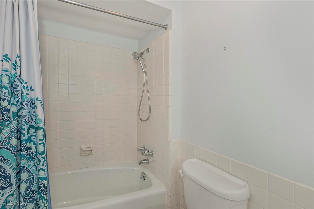 25216 Hazelmere Road Beachwood, OH 44122 - Photo 33 of 40 Gallery Image 33