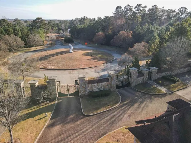 a view of a backyard of a house