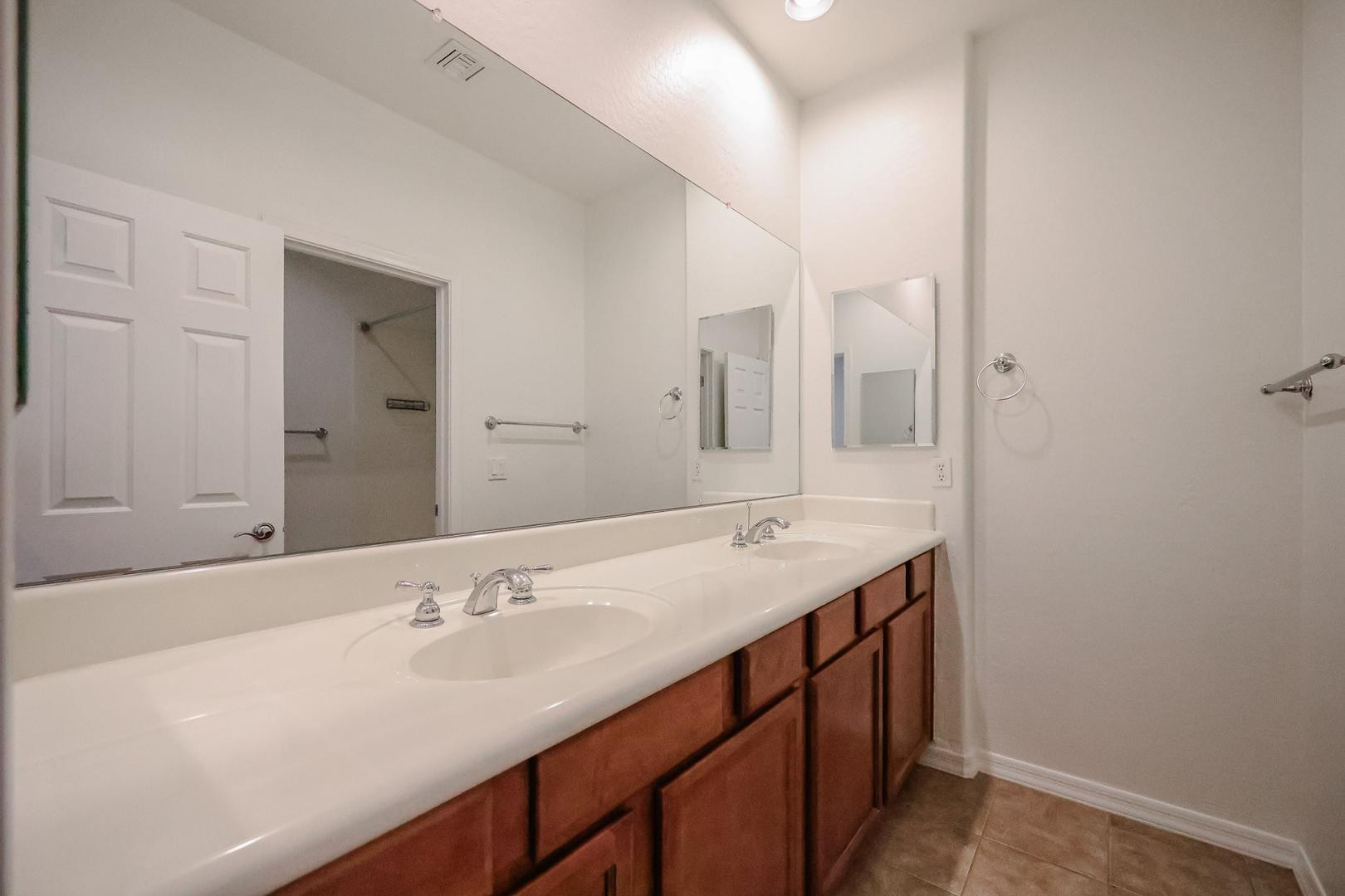 3935 East Rough Rider Road, Unit 1129 Phoenix, AZ 85050 - Photo 21 of 33 Photo #21