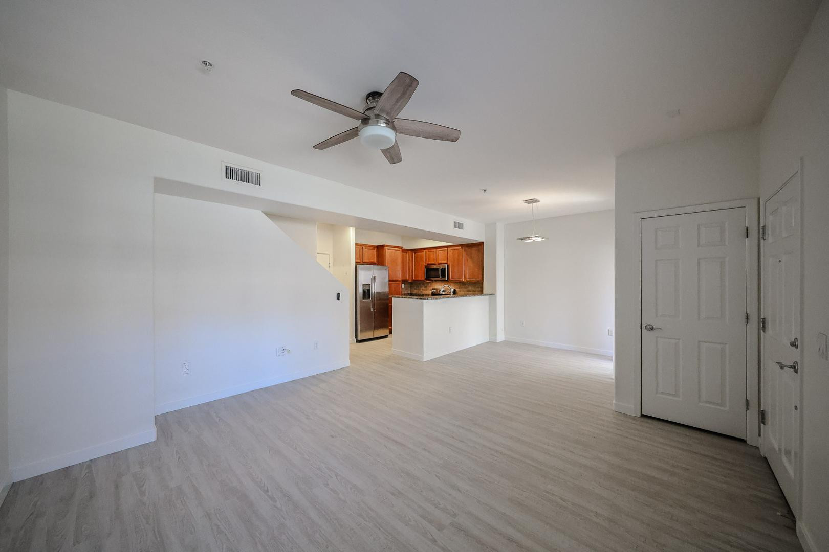 3935 East Rough Rider Road, Unit 1129 Phoenix, AZ 85050 - Photo 6 of 33 Photo #6
