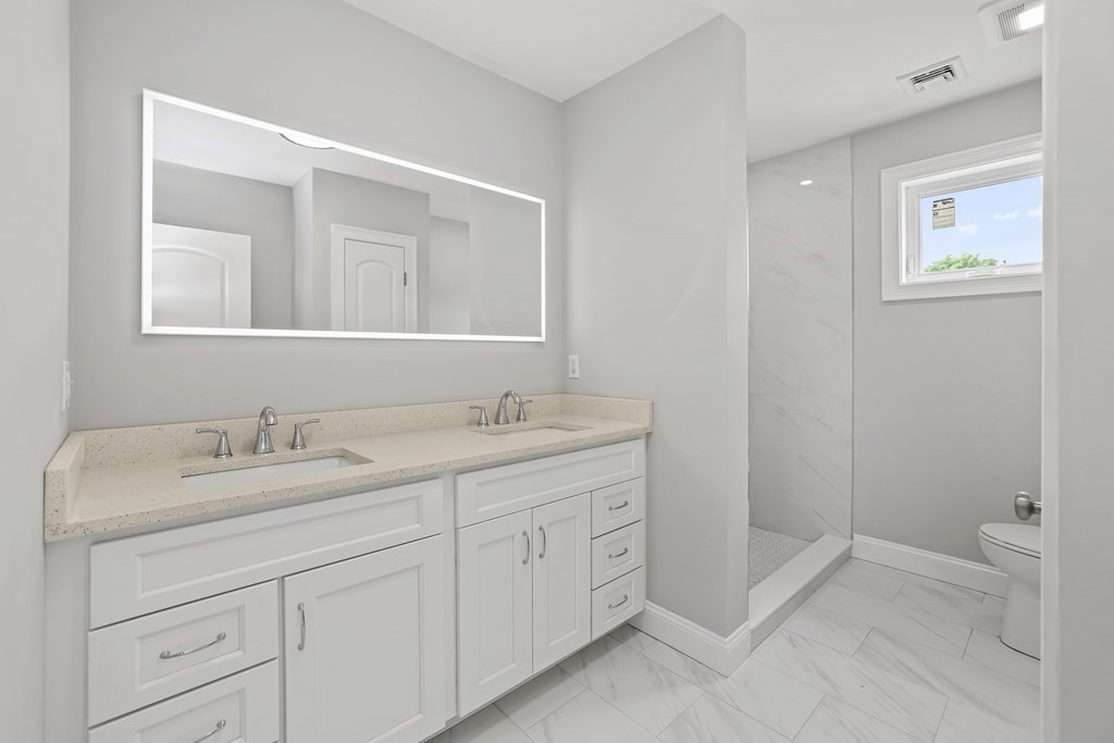 42 A Como Road Boston, MA 02136 - Photo 14 of 33 Gallery Image 14