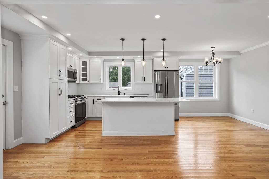 42 A Como Road Boston, MA 02136 - Photo 5 of 33 Gallery Image 5