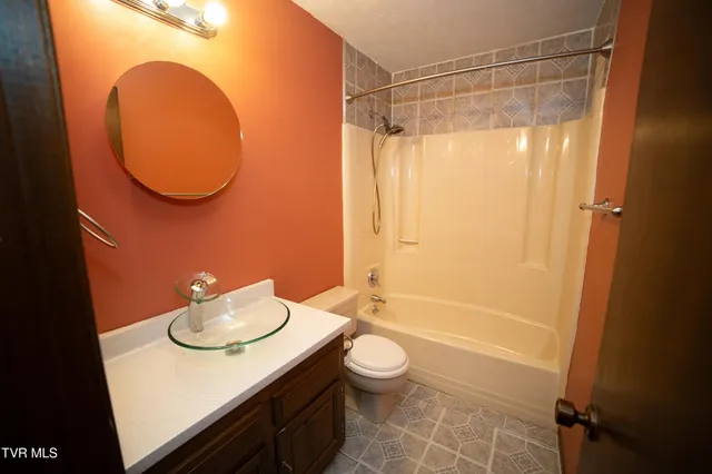 $210,000 | 421 Eastley Court, Unit A, Kingsport, TN 37660