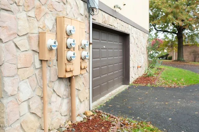 $210,000 | 421 Eastley Court, Unit A, Kingsport, TN 37660