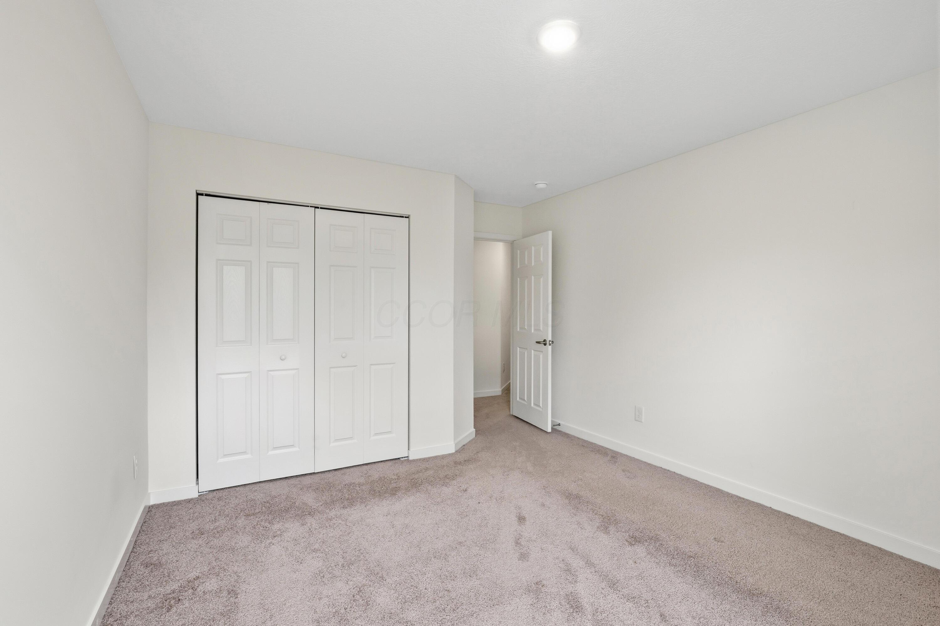 6007 Bears Run Road Columbus, OH 43232 - Photo 18 of 28 AF1A6366