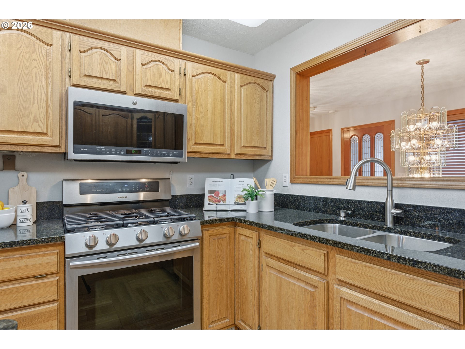 5401 East Ridge Street South Salem, OR 97306 - Photo 12 of 41