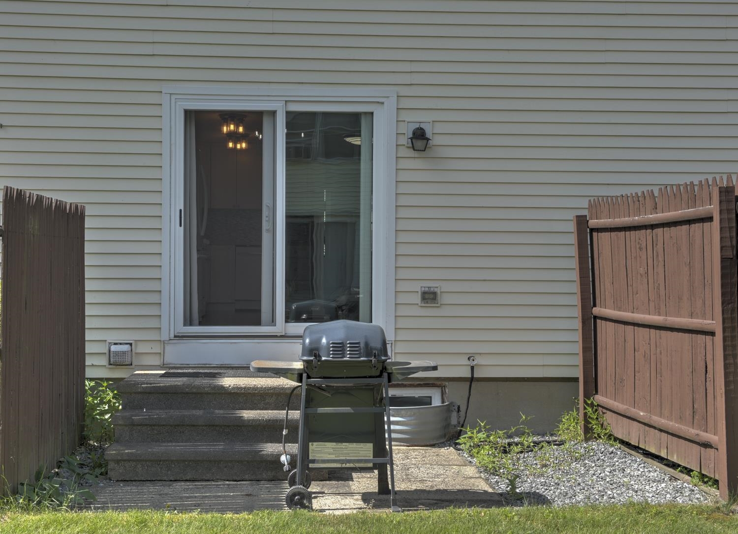 794 Court Street, Unit G Keene, NH 03431 - Photo 8 of 28 Gallery Image 8
