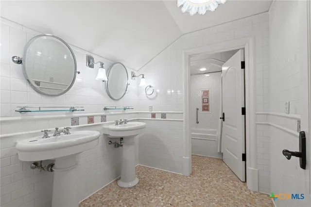 $5,950,000 | 8536 Armstrong Road, Belton, TX 76513